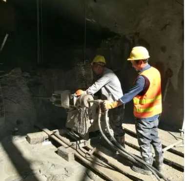 铺前镇水下抗分散灌浆料特点 水下不分散注浆料介绍